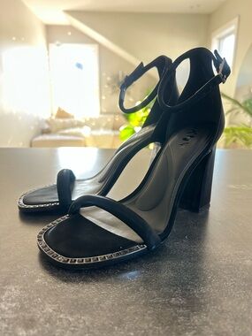 DKNY Black Ankle-Strap Block Heel Sandals - Women's